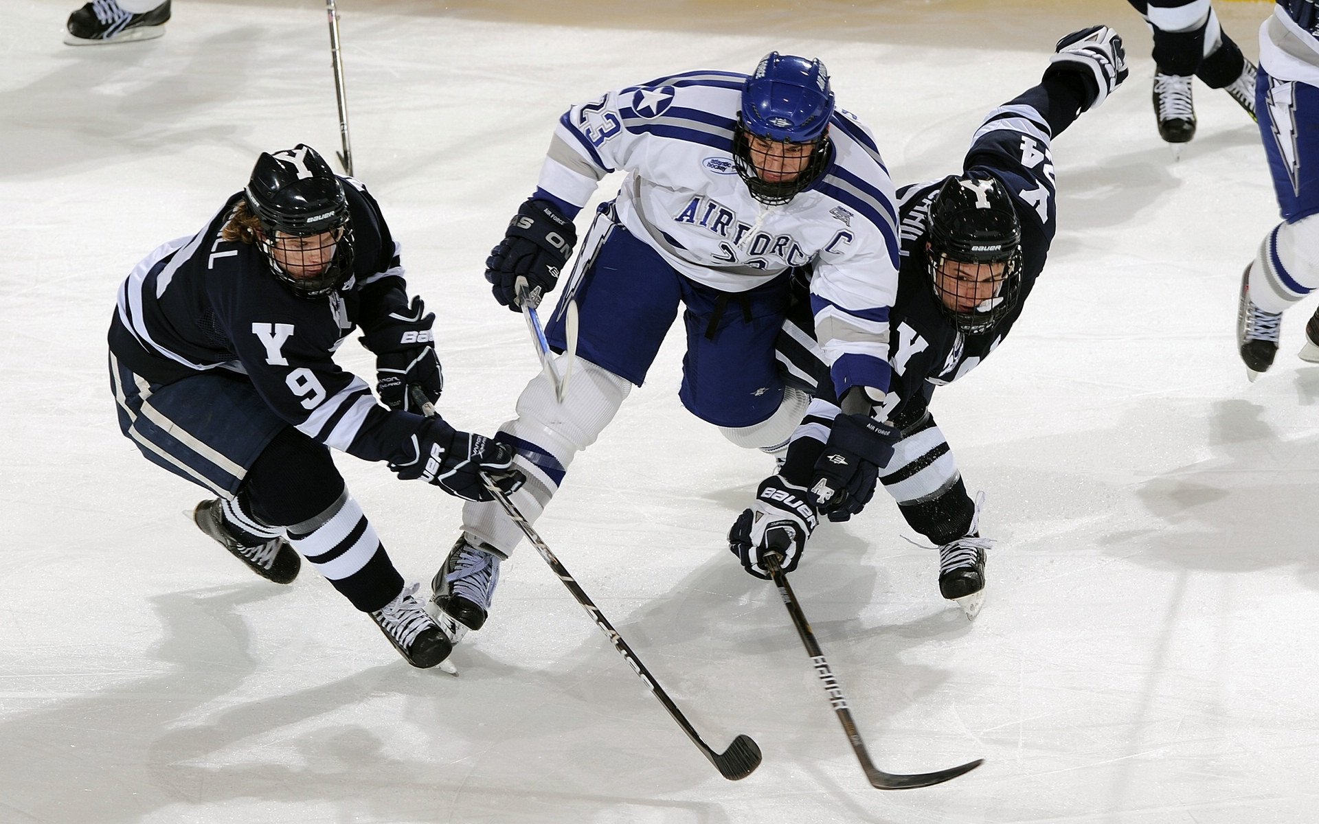 独一无二，德约科维奇的温网美网三次惊天逆转，如何定义了网球史上最坚韧的灵魂